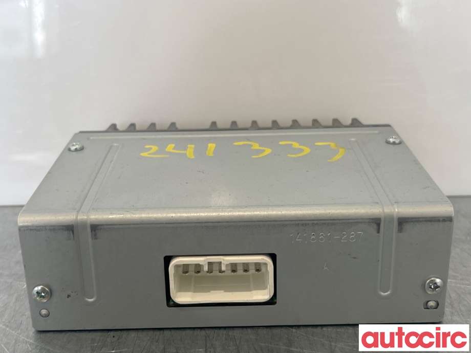 Bilstereo forsterker til Toyota Prius 2009-2016 (Type III) (COMBI) (COMBI) (TOYOTA|8628047020|8610047100)
