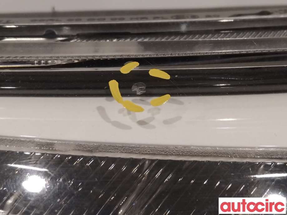 Frontlykt venstre halogen til Kia Soul 2014-2019 (Type II)  (KIA|92101B2040)