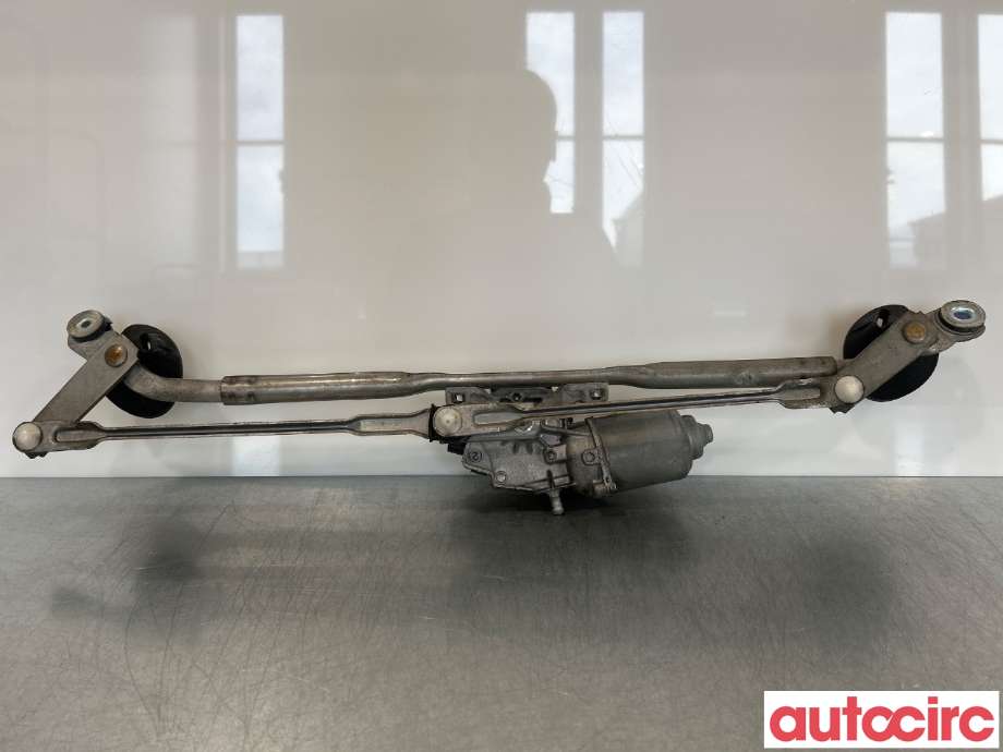 Viskermotor frontrute til Toyota Hilux 2006-2011  (TOYOTA|851100K060)