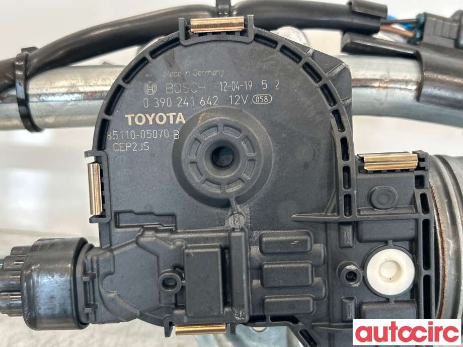 Viskermotor frontrute til Toyota Avensis 2009-2015 (Type III, Fase 1)  (TOYOTA|8501005080|0390241642|85110-05070)