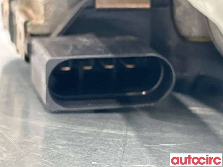 Viskermotor frontrute til Mercedes GLK 2008-2015 (X204) (X204) (MERCEDES|A2048201340|)