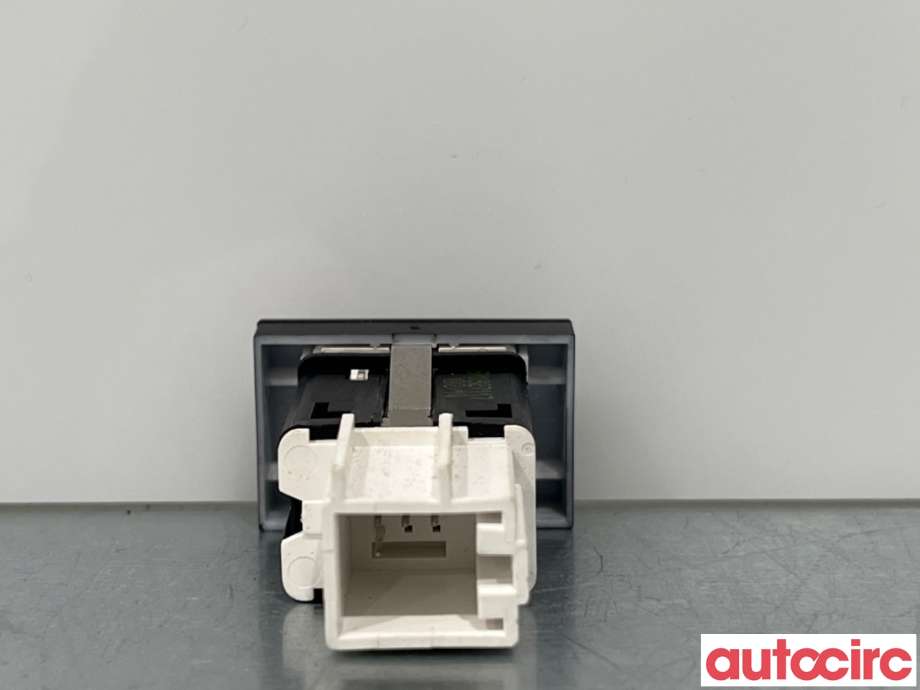Bryter Antispinn til VW Polo 2009-2014 (Type V, Fase 1)  (VOLKSWAGEN|6R0927117|)