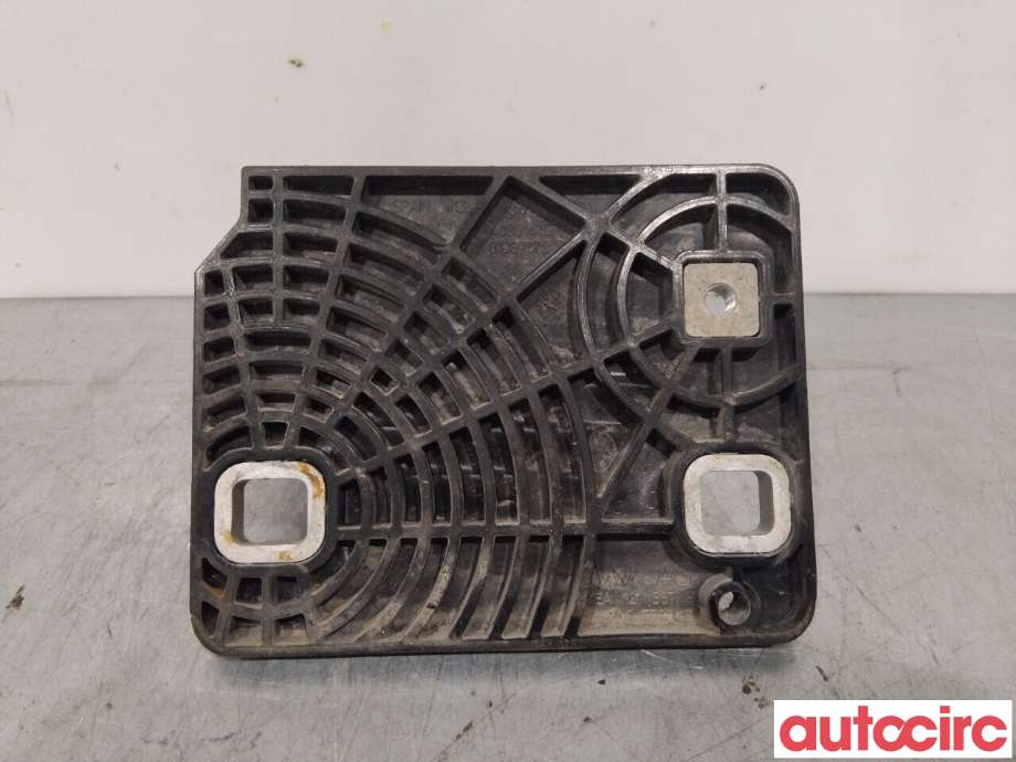 Diverse deler til VW ID.4 2020-->> (VOLKSWAGEN|1EA121367G)