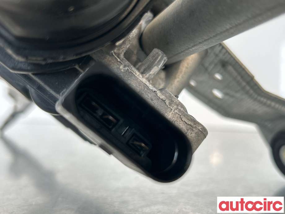 Viskermotor frontrute til VW Passat 2011-2015 (B7) (B7) (VOLKSWAGEN|3AB955023A|A5361-794|3AB955023)