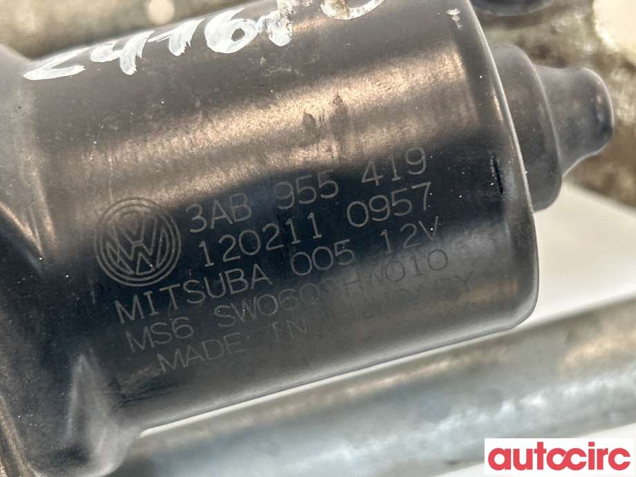 Viskermotor frontrute til VW Passat 2011-2015 (B7) (B7) (VOLKSWAGEN|3AB955023A|A5361-794|3AB955023)