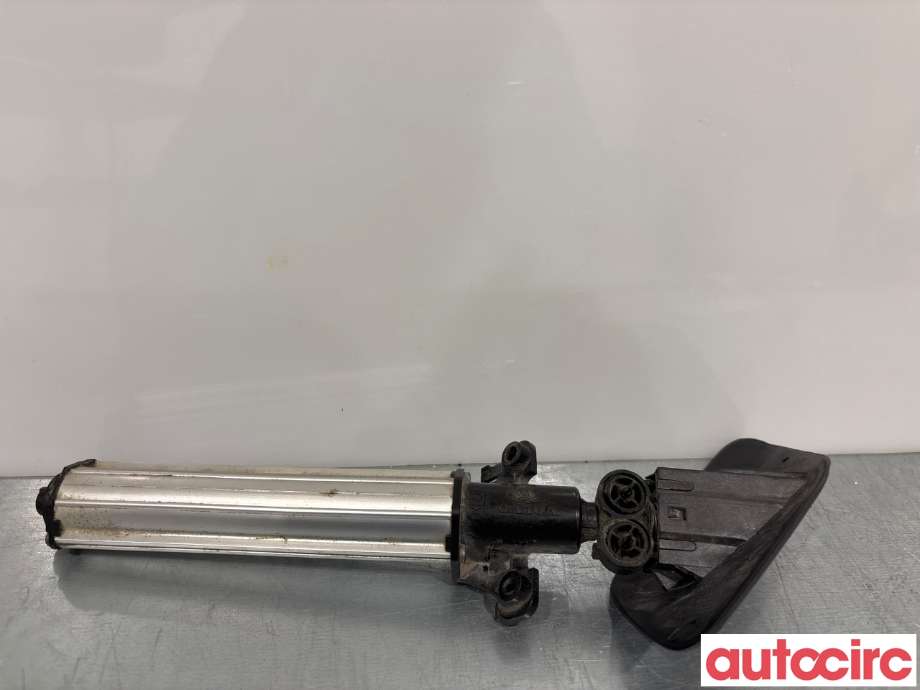 Lyktespylerdyse til Volvo V60 2010-2013 (Type I, Fase 1)  (VOLVO|30784345|)