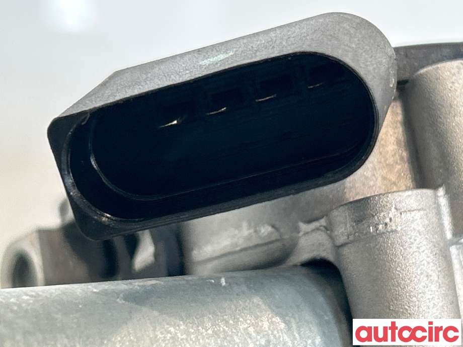 Viskermotor frontrute til Peugeot 208 2019-->> (Type II)  (PEUGEOT|9824784980|W000085339)