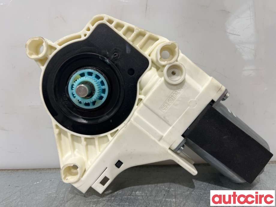 Ruteheis venstre foran til Audi A4, 2007-2014 (Type IV) (B8) (B8) (AUDI|8T0959801B)