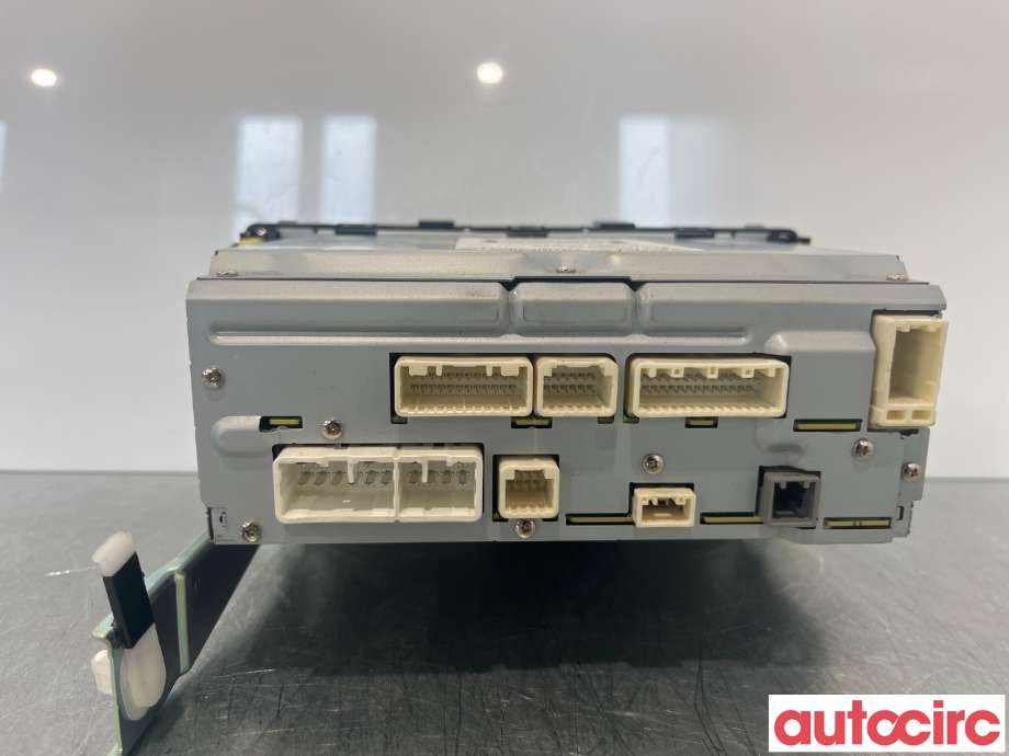 Bilstereo til Toyota Hilux 2012-2016  (TOYOTA|861400K411)