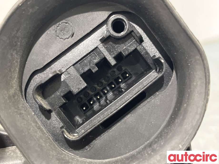 Låsekasse høyre bak til VW Golf VI 2008-2012  (VOLKSWAGEN|5K4839016H|)