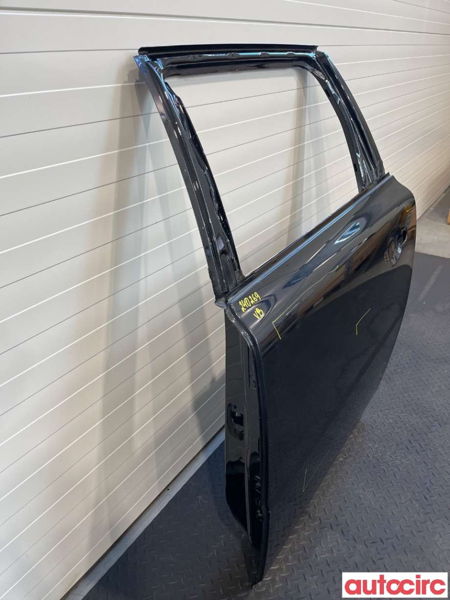 Dør venstre bak til Volvo V70 2007-2013 (Type III, Fase 1)  (VOLVO|31335625)