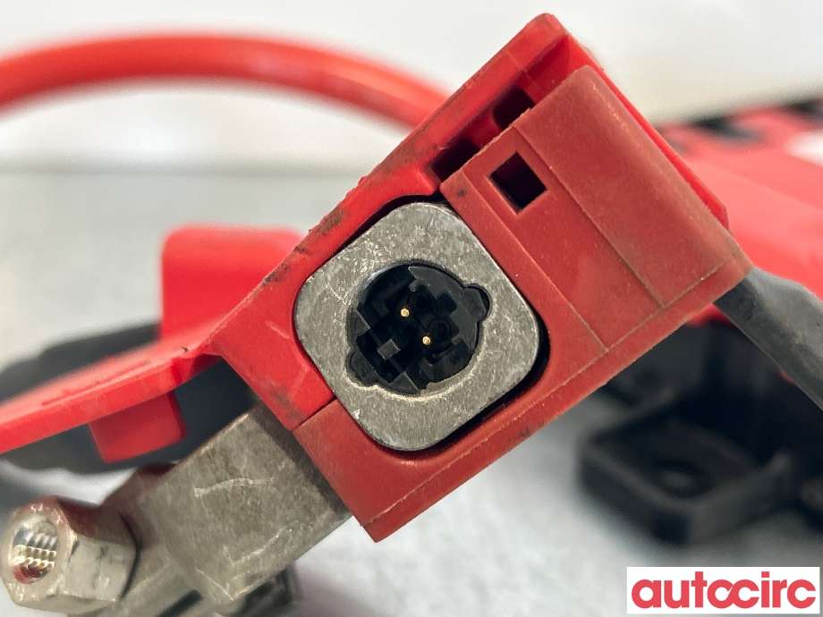 Sikringsboks til BMW 3-Serie 2012-2018 (F30/F31/F34) (F30/F31/F34) (BMW|61149227752|922775205)