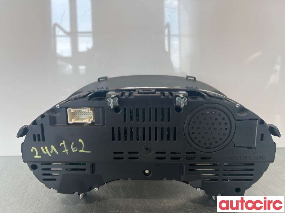 Instrumentpanel til Mercedes GLA 2014-2020 (X156) (X156) (MERCEDES|A1569002202)