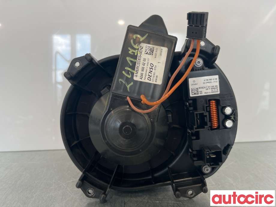 Varmeapparat motor til Mercedes GLA 2014-2020 (X156) (X156) (MERCEDES|A2469061601|A2469064200)