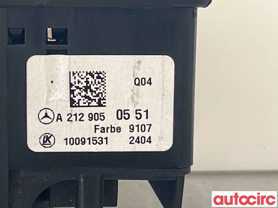 Bryter lys til Mercedes GLA 2014-2020 (X156) (X156) (MERCEDES|A2129050551)