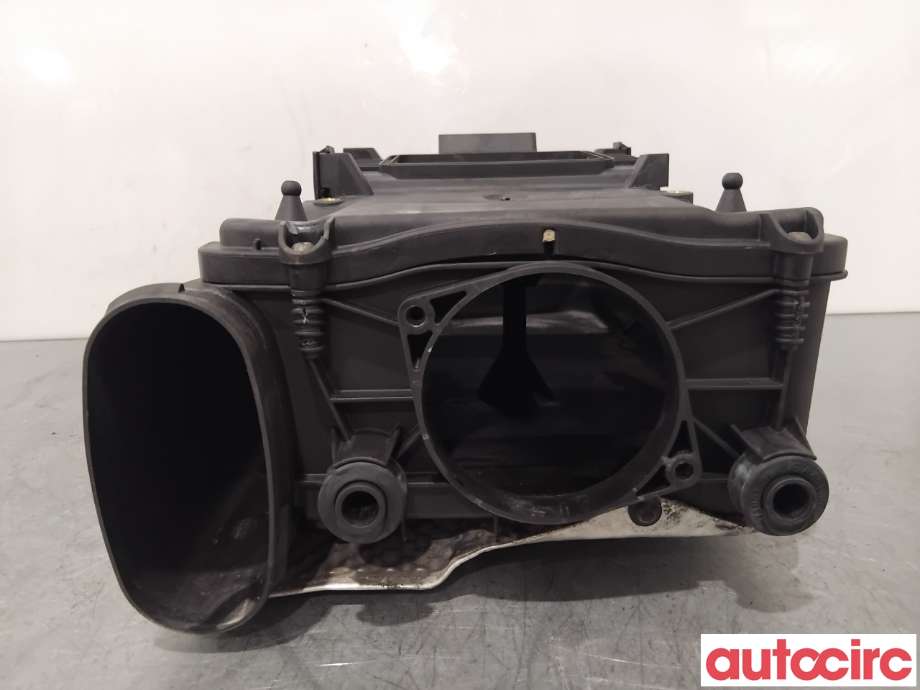 Luftfilterboks til Mercedes CLS 2011-2017 (C218) (C218) (MERCEDES|A6510900901|A6510901101|A6510901701)