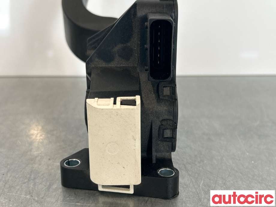 Pedal gass til Opel Corsa E 2015-2019  (OPEL|848038|13305804)