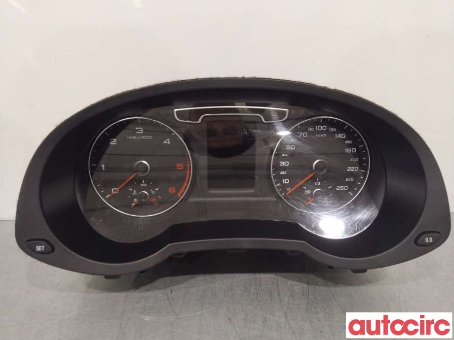 Instrumentpanel til Audi Q3 2011-2014 (Type I, Fase 1) (AUDI|8U0920930E)