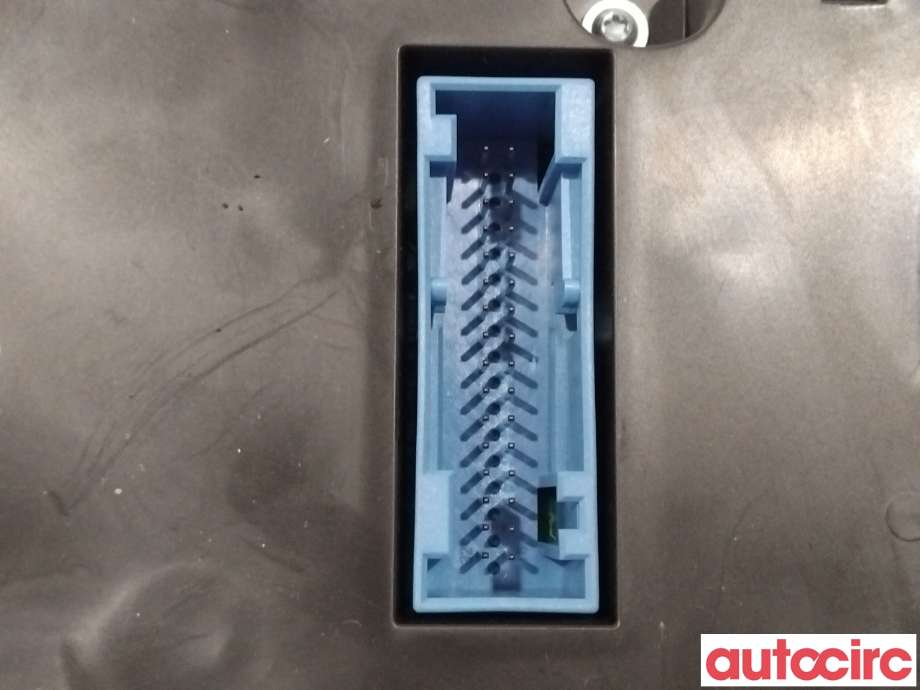 Instrumentpanel til Audi Q3 2011-2014 (Type I, Fase 1) (AUDI|8U0920930E)