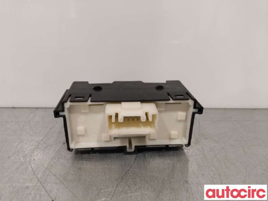 Bryter diverse til Toyota Auris 2013-2015 (Type II, Fase 1)  (TOYOTA|8497002060||84970-02060)