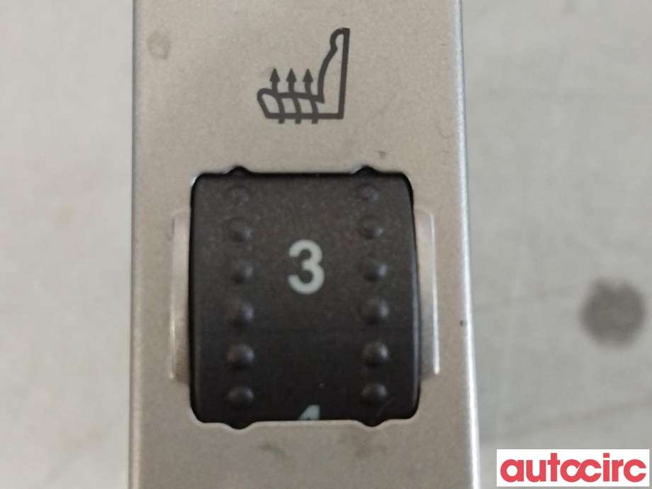 Bryter setevarme til Ford Focus 2008-2010 (Type II, Fase 2)  (FORD|1559535|8V4T-19K314-AB)
