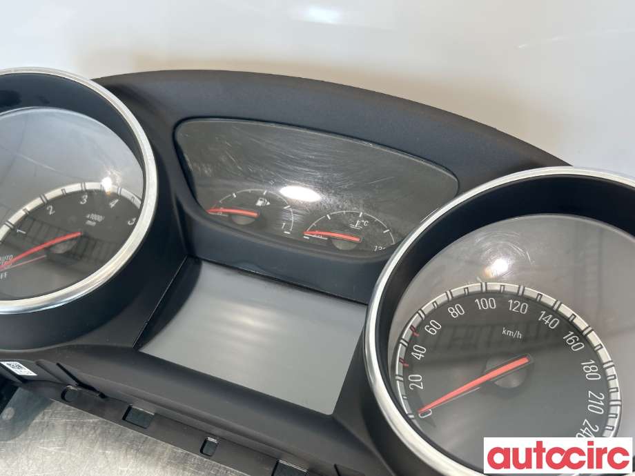 Instrumentpanel til Opel Astra K 2015-->>  (OPEL|39125901|39097971)
