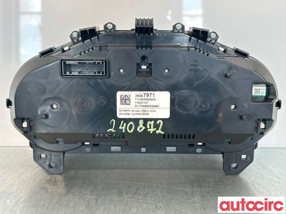 Instrumentpanel til Opel Astra K 2015-->>  (OPEL|39125901|39097971)
