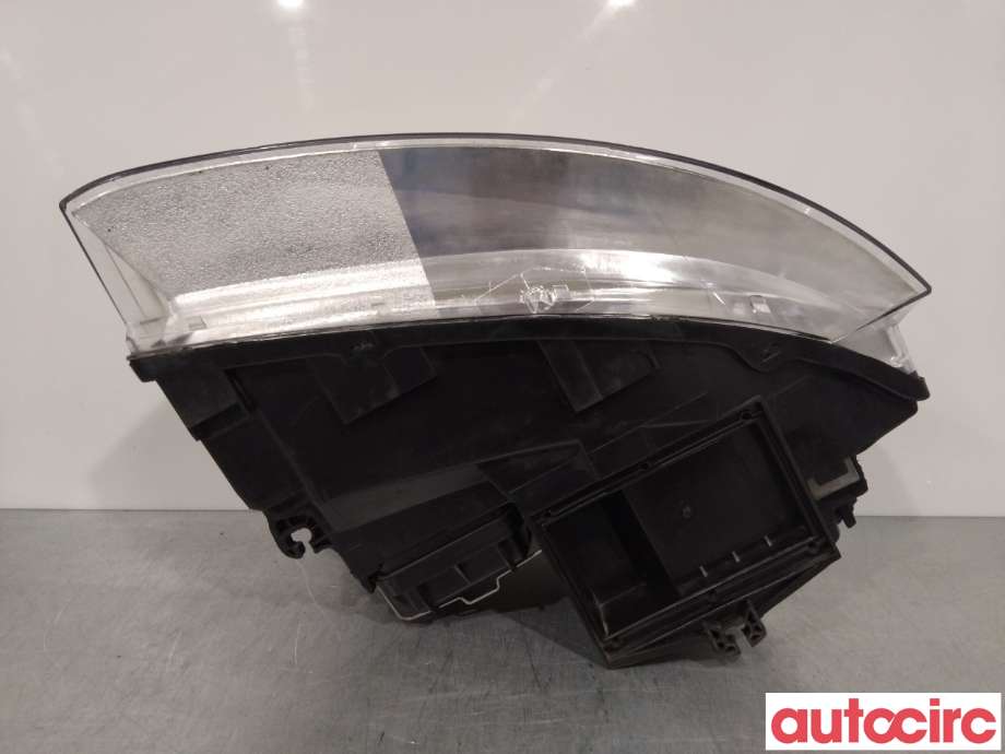 Frontlykt venstre halogen til Audi A4 2001-2004 (Type II) (B6) (B6) (AUDI|8E0941029C)
