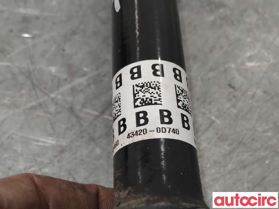 Drivaksel venstre foran, elbil til Toyota Yaris Cross (SUV) 2021-->>  (TOYOTA|434200D740||43420-0D740)