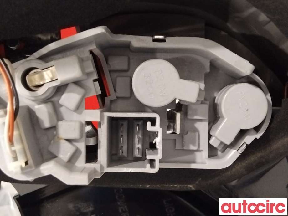 Baklykt høyre til Volvo V60/V60 CC 2013-2018 (Type I, Fase 2)  (VOLVO|31395929)