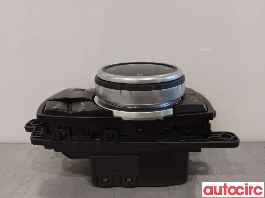Bilstereo diverse til BMW 4-Serie 2013-2020 (F32/F33/F36) (F32/F33/F36) (BMW|65829350723|65829320288)