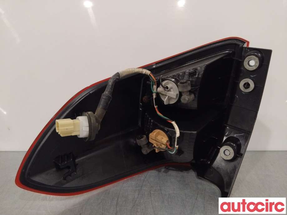 Baklykt venstre til Suzuki Vitara 2015-->> (Type IV)  (SUZUKI|35670-54P00|)
