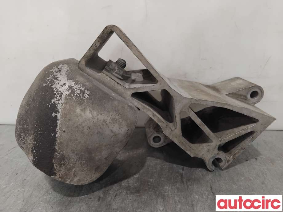 Motorfeste til Volvo XC70 2005-2007 (Type I, Fase 2)  (VOLVO|31262155||30666175)