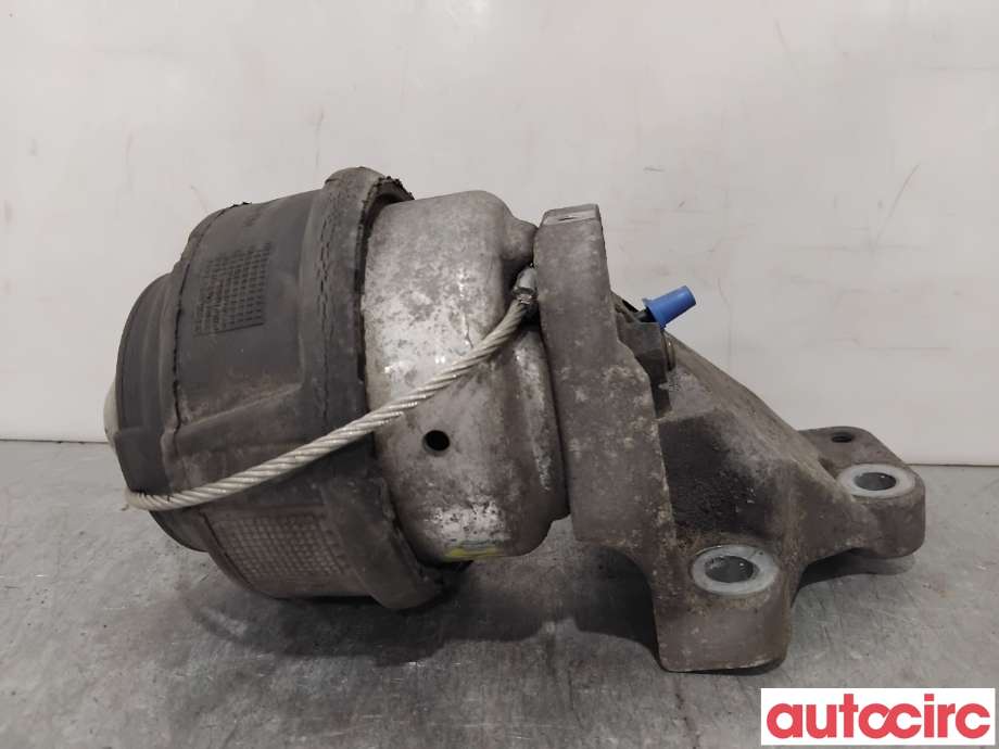 Motorfeste til Volvo XC70 2005-2007 (Type I, Fase 2)  (VOLVO|30680751|)