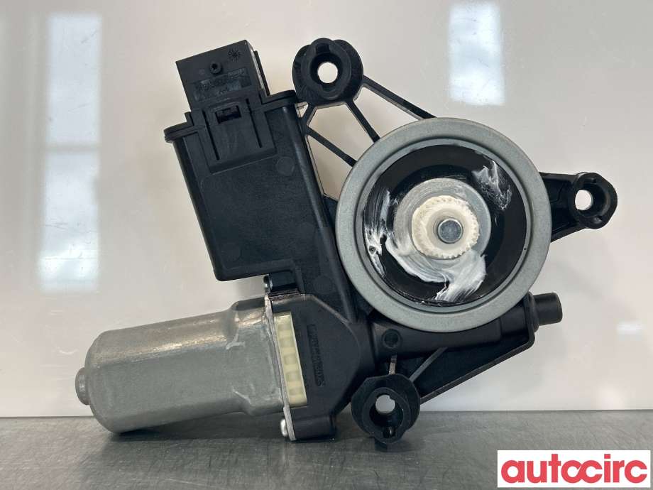 Ruteheis venstre foran til BYD T3 2020-->>  (BYD|HC-3746100G)