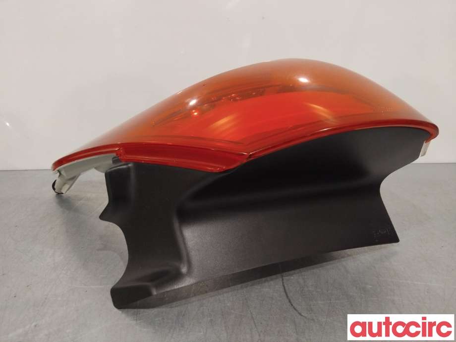 Baklykt høyre til Peugeot 2008 2013-2019 (Type I) (PEUGEOT|9678074380)