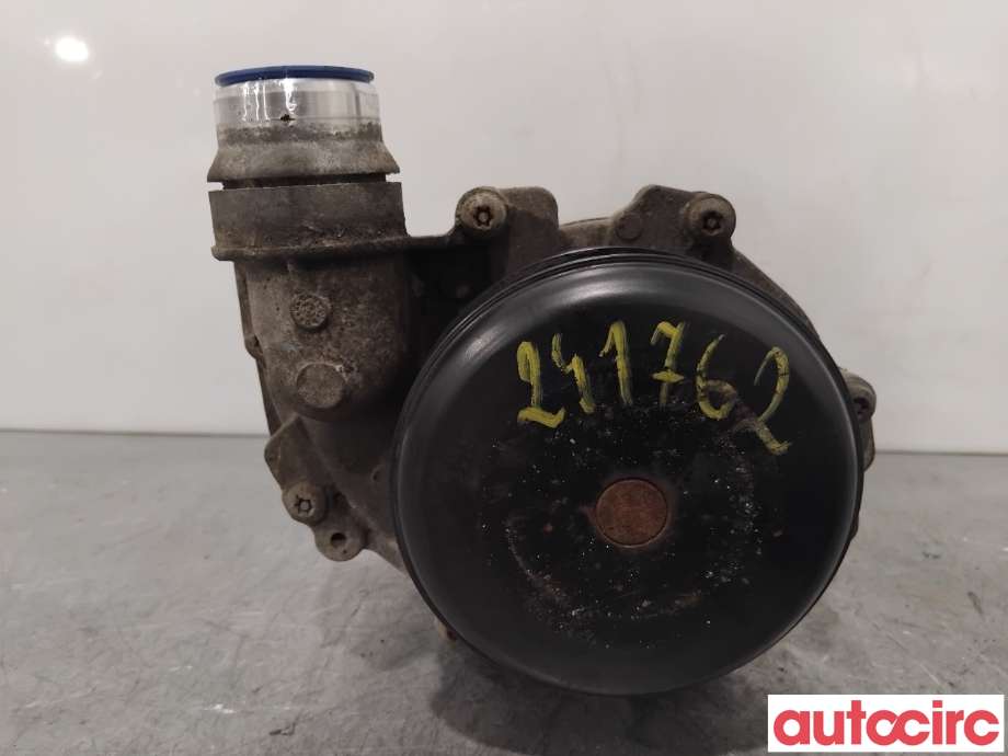 Vannpumpe til Mercedes GLA 2014-2020 (X156) (X156) (MERCEDES|A6512000501||A6512008301)