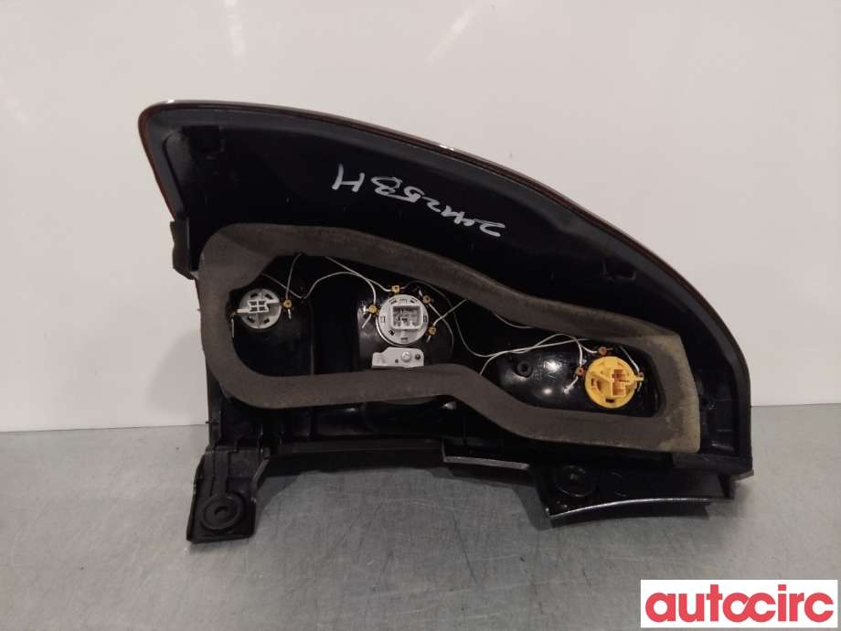 Baklykt høyre til Toyota Land Cruiser 120 2002-2009  (TOYOTA|8155160701)