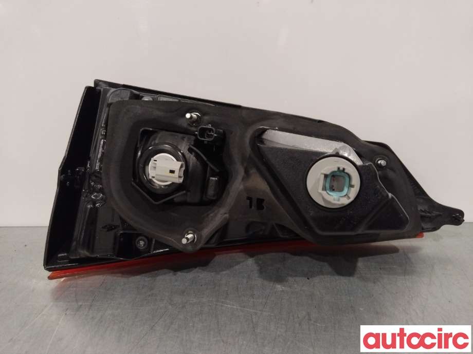 Baklykt venstre indre til Nissan Qashqai 2014-2021 (Type II)  (NISSAN|265554EA5C|265554EA5E)