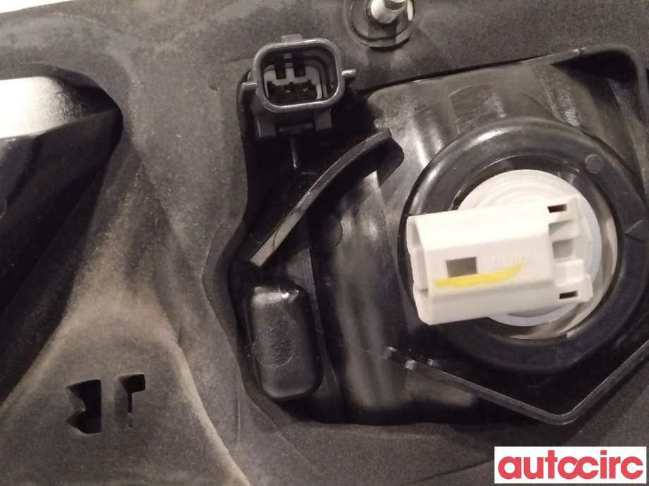 Baklykt høyre indre til Nissan Qashqai 2014-2021 (Type II)  (NISSAN|265504EA5D|265504EA6E)