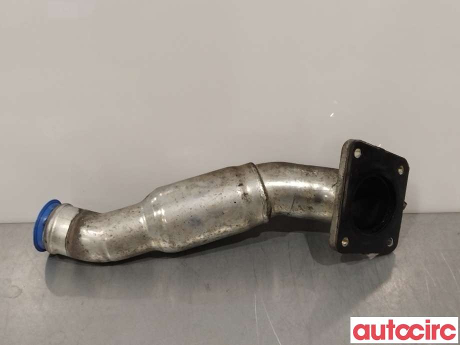 Turbo rør til Toyota Hiace 2007-2012 (Fase 3) (TOYOTA|1786030080|)