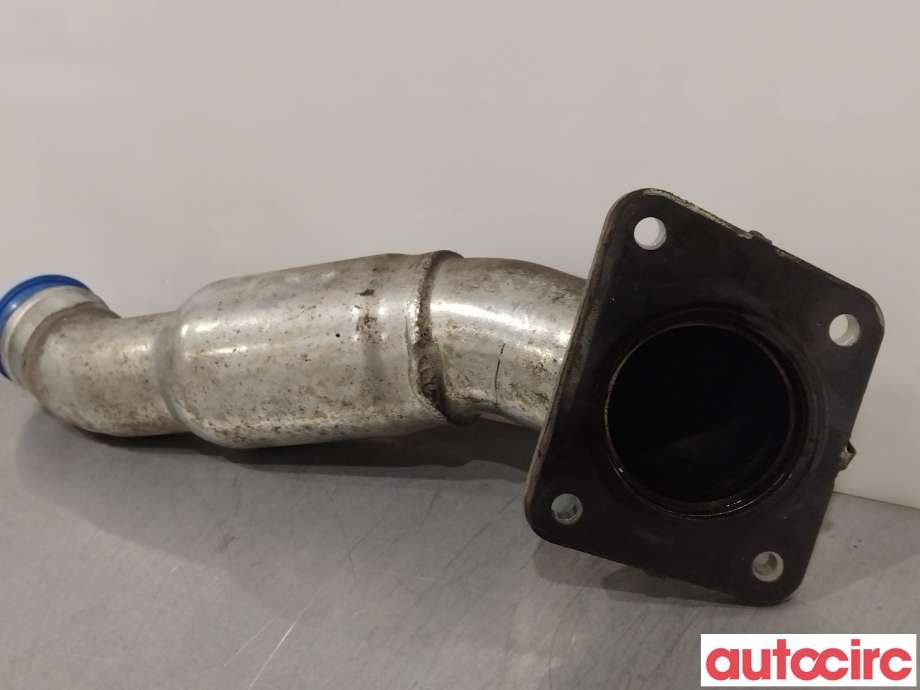Turbo rør til Toyota Hiace 2007-2012 (Fase 3) (TOYOTA|1786030080|)