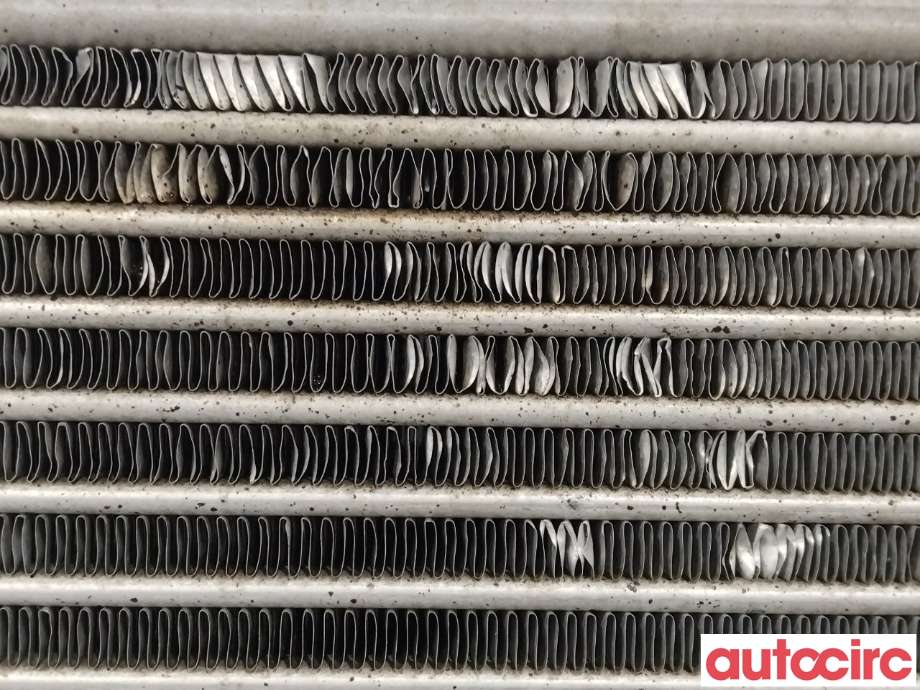 Intercooler til Toyota Hiace 2007-2012 (Fase 3)  (TOYOTA|1794030090|127000-0730)