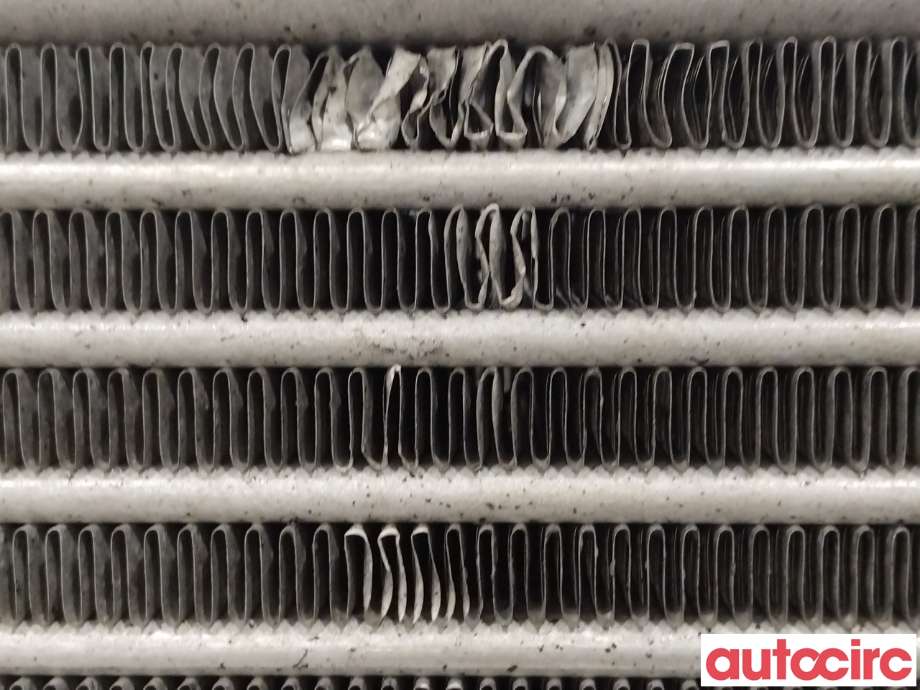 Intercooler til Toyota Hiace 2007-2012 (Fase 3)  (TOYOTA|1794030090|127000-0730)