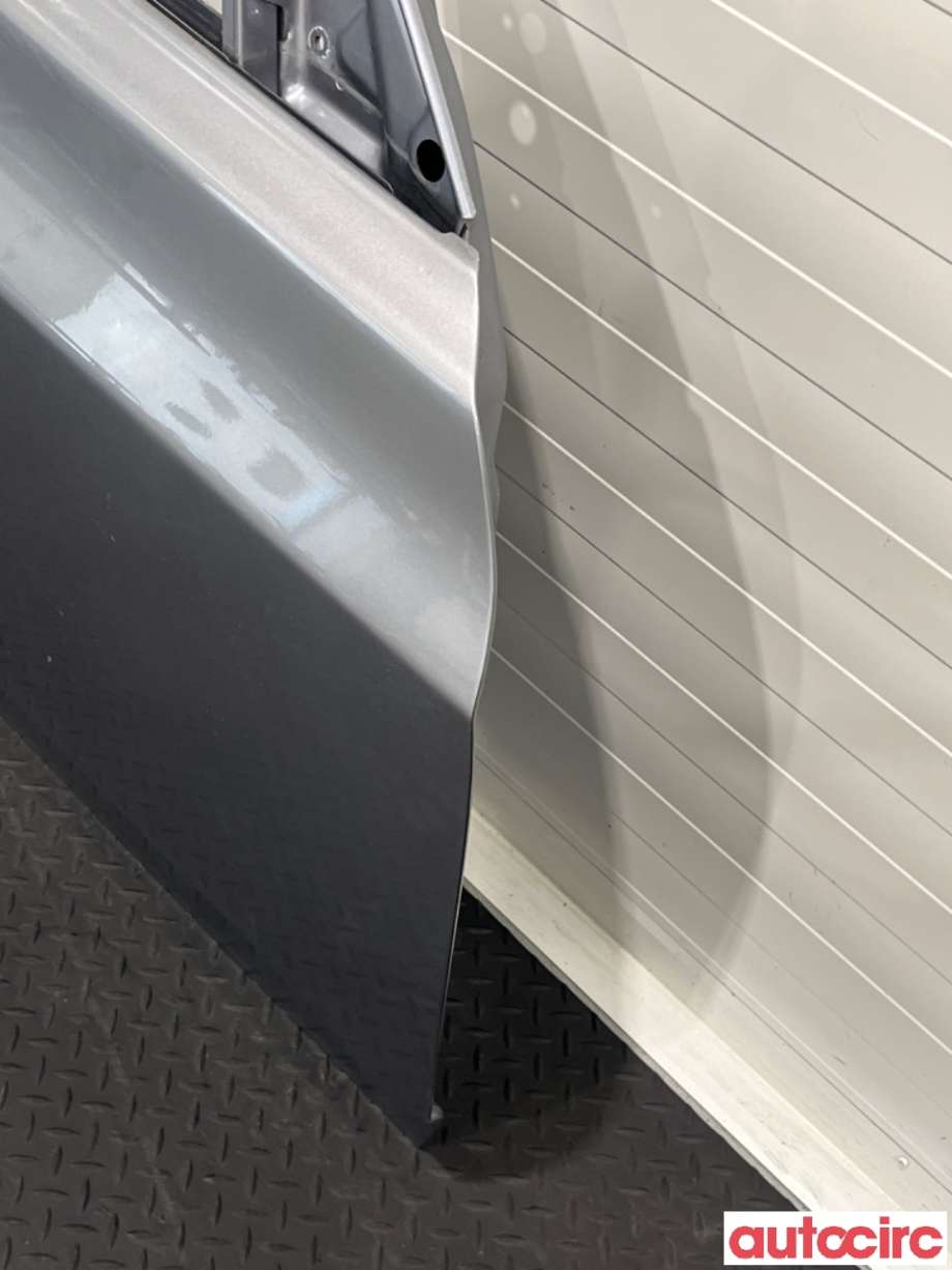 Dør høyre foran til BMW X3 2003-2006 (Fase 1) (E83) (E83) (BMW|41003451016|)