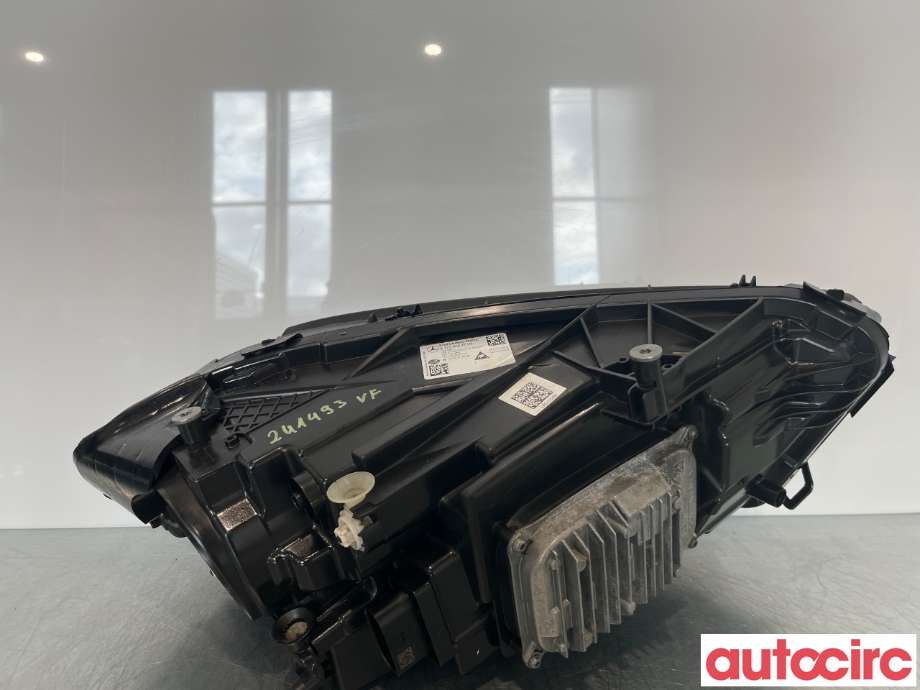 Frontlykt venstre halogen til Mercedes A-Klasse 2018-->> (W177) (W177) (MERCEDES|A1779060101|A1779064703)