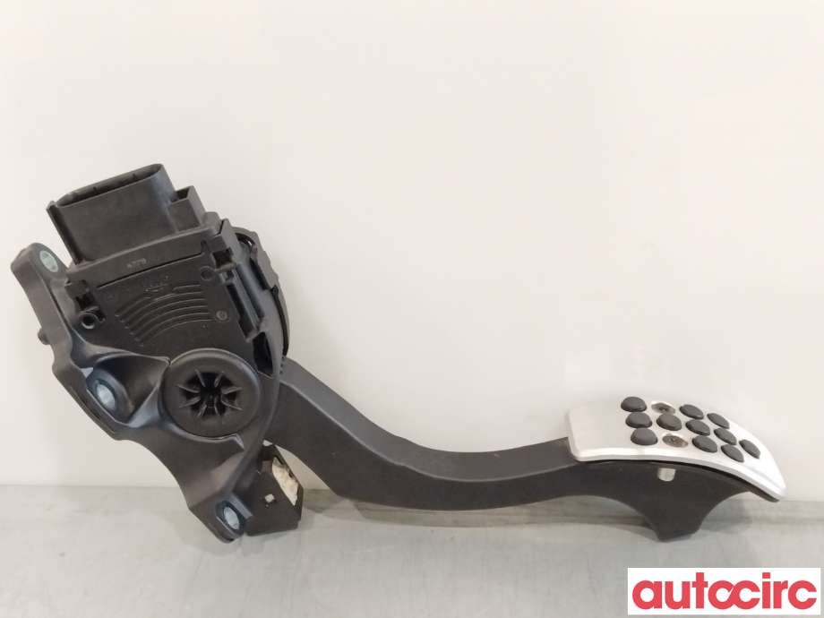Pedal gass til Ford Mondeo 2007-2010 (Type IV, Fase 1)  (2139891|6G92-9F836-NC)