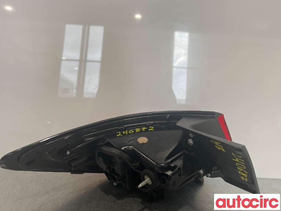 Baklykt høyre til Opel Astra K 2015-->>  (OPEL|3901594)