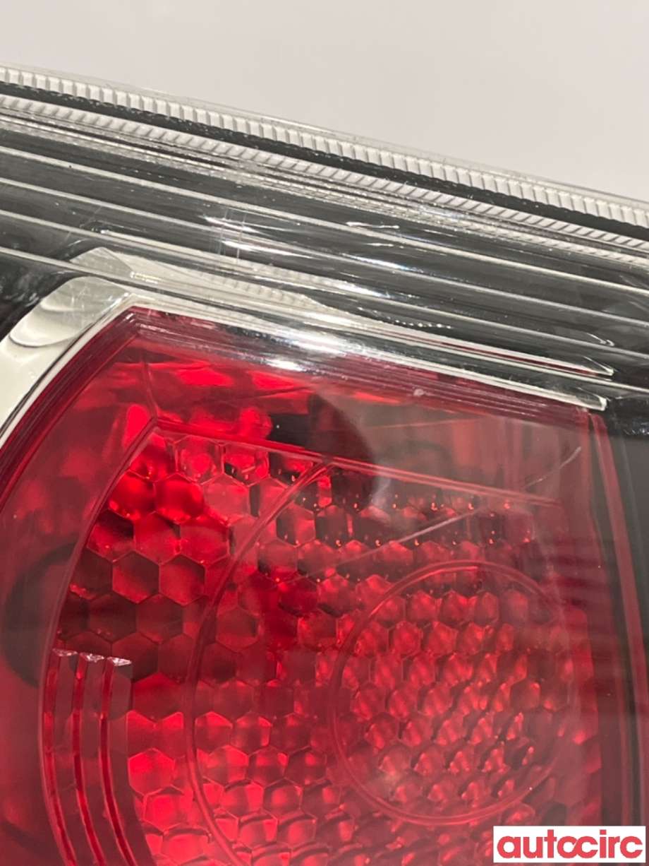 Baklykt venstre til Mitsubishi Lancer 2008-2017  (MITSUBISHI|8330A623|)