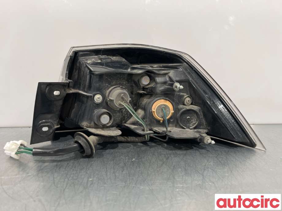 Baklykt venstre til Mitsubishi Lancer 2008-2017  (MITSUBISHI|8330A623|)